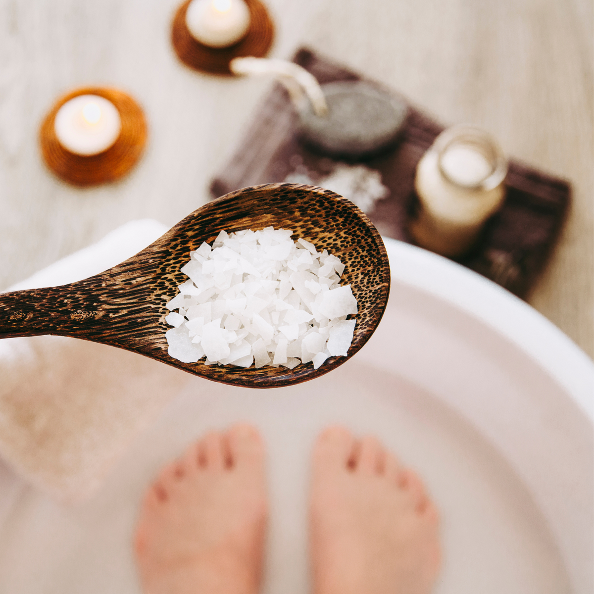 Soin des pieds par bain ionisant au Domaine Santé Vous Génial